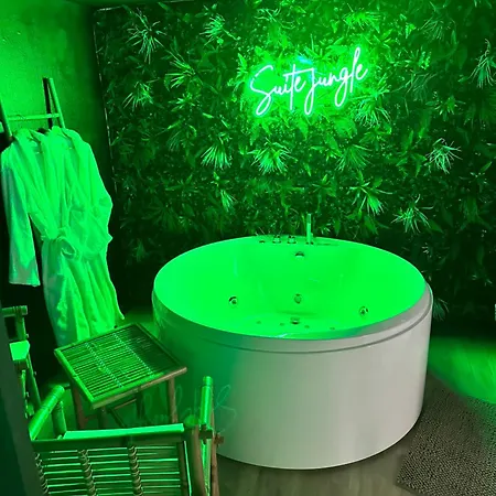 Jungle Apartment